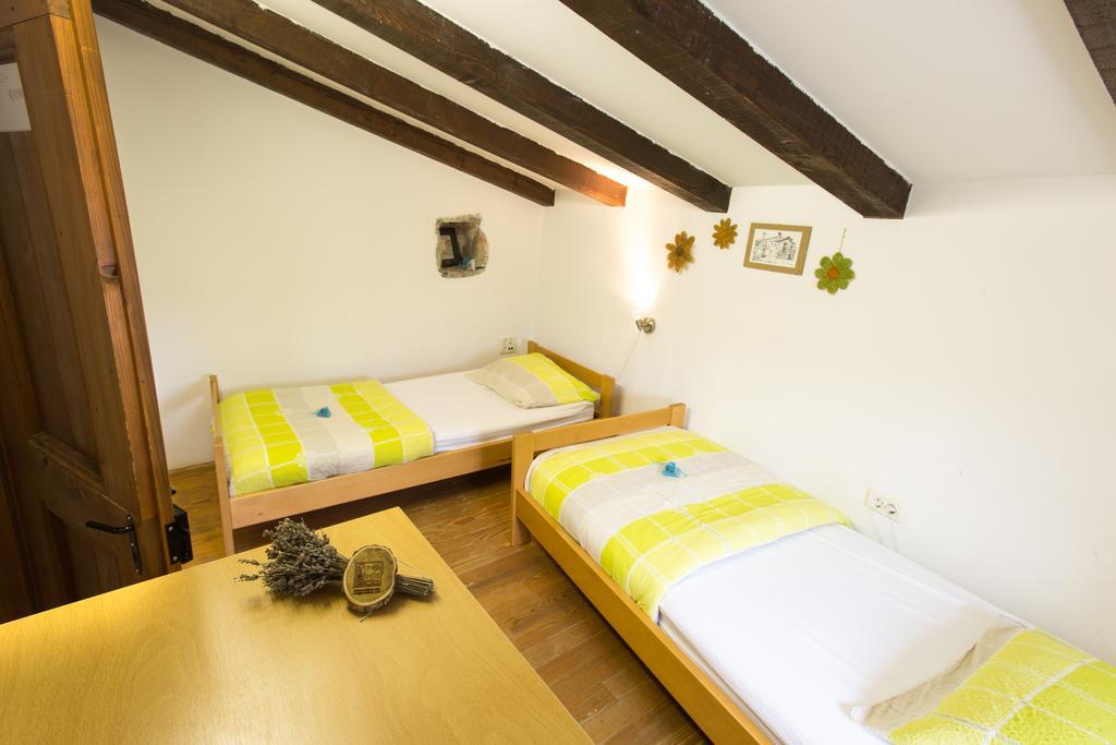 Pliskovica Youth Hostel Ngoại thất bức ảnh